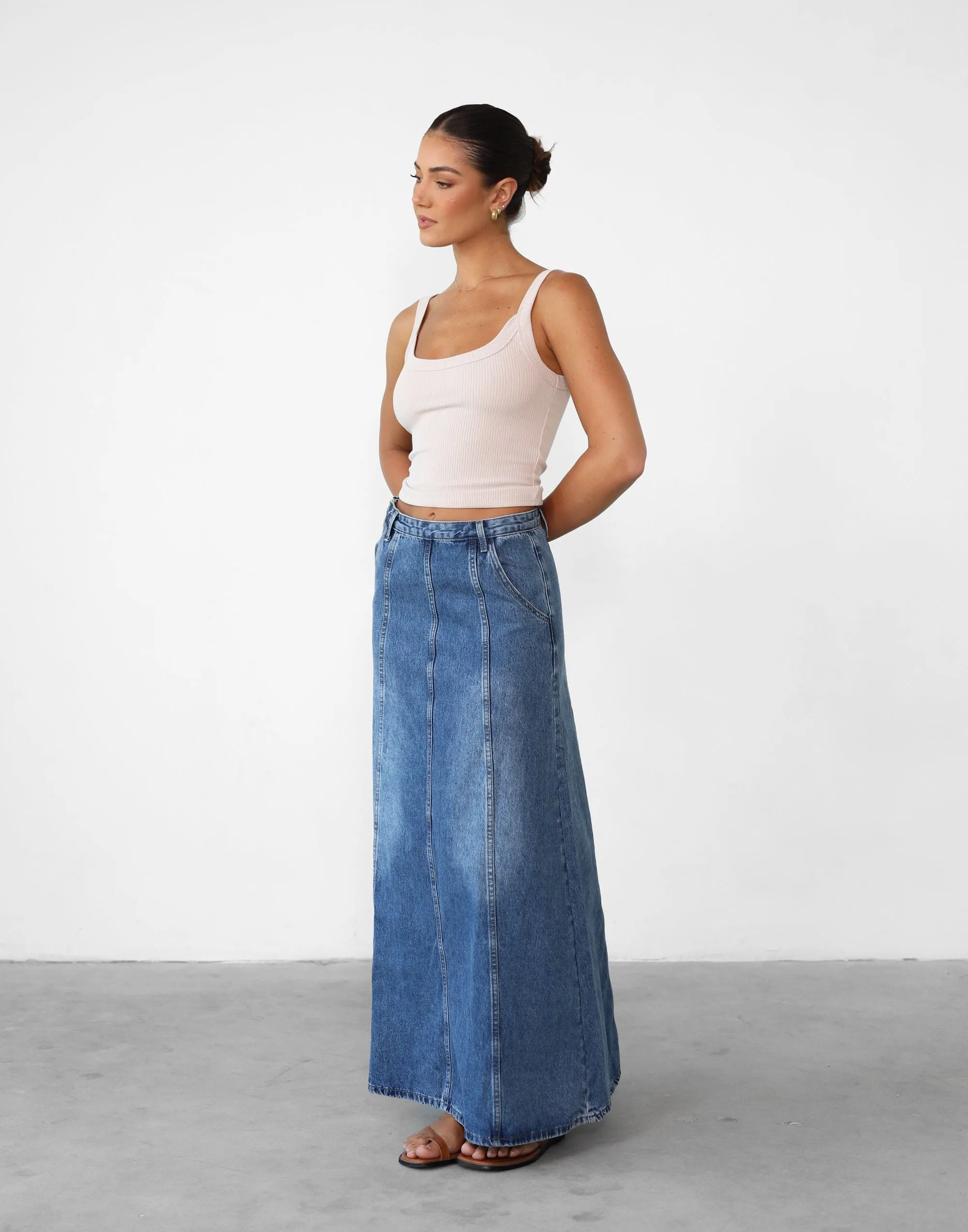 Akara Denim Maxi Skirt (Blue Denim)