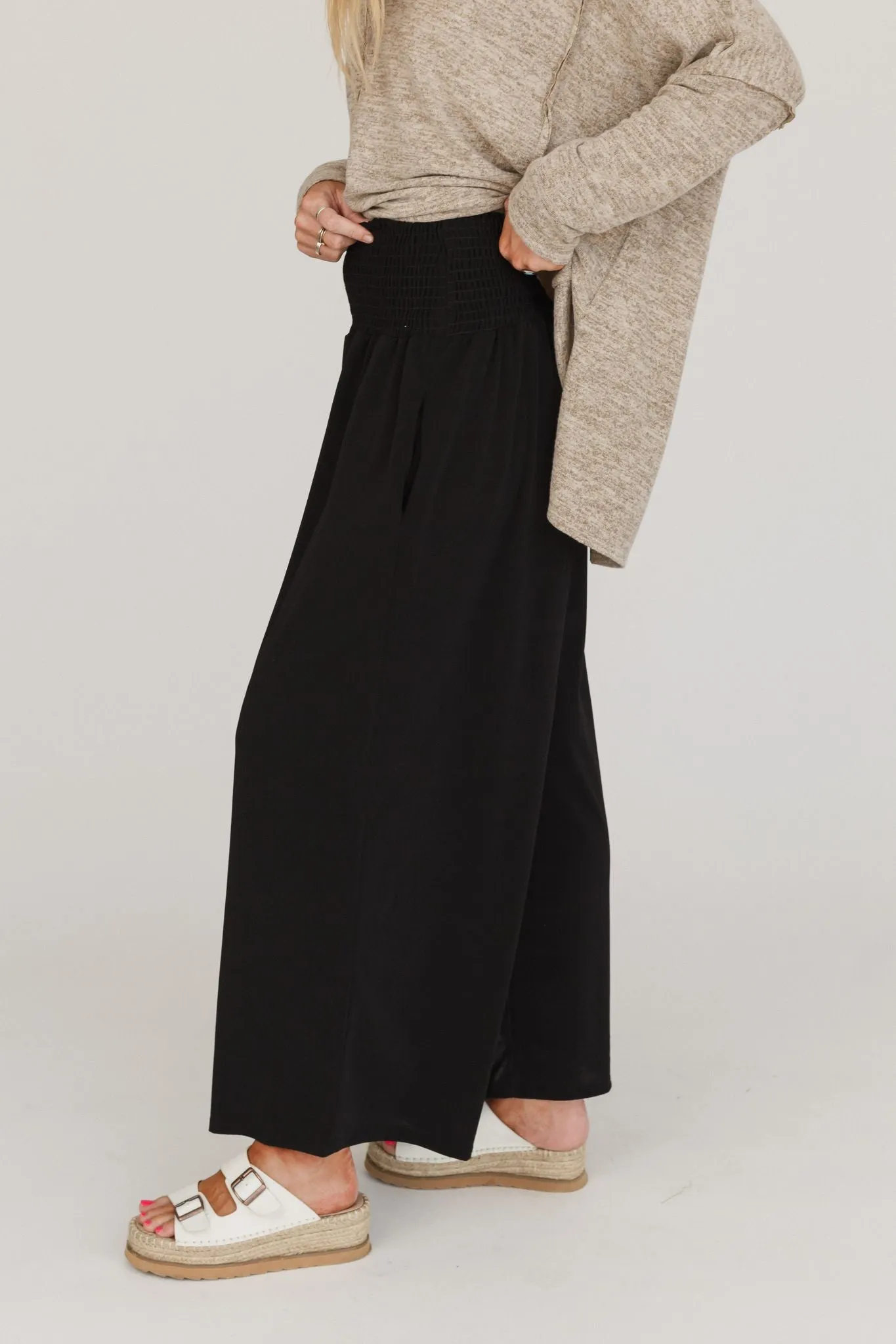 Aurora Flowy Wide Leg Pants - Black