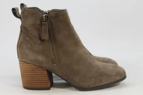 Blondo Vegas Women's Taupe Boots 6M(ZAP13095)