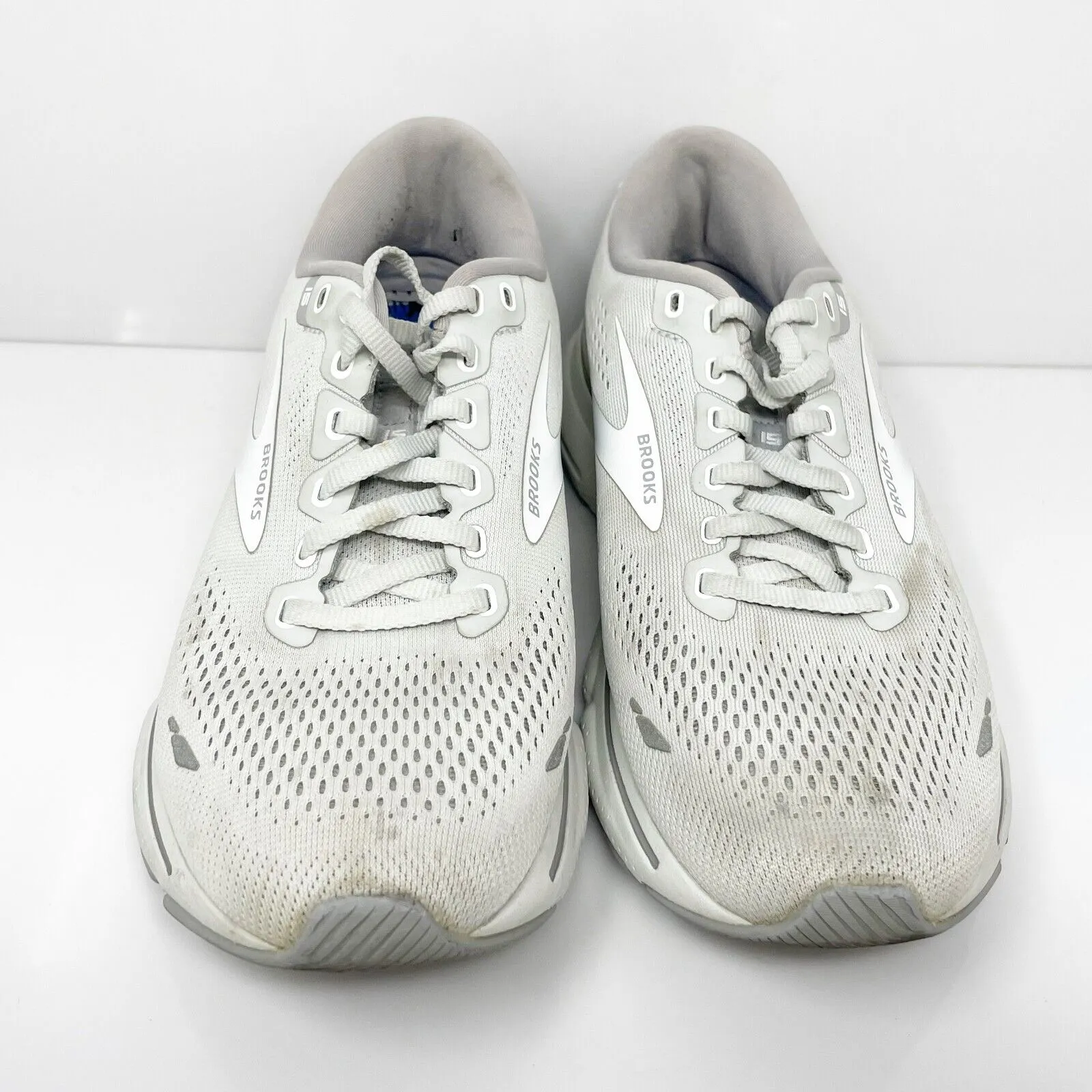 Brooks Womens Ghost 15 1203801B112 Gray Running Shoes Sneakers Size 8.5 B