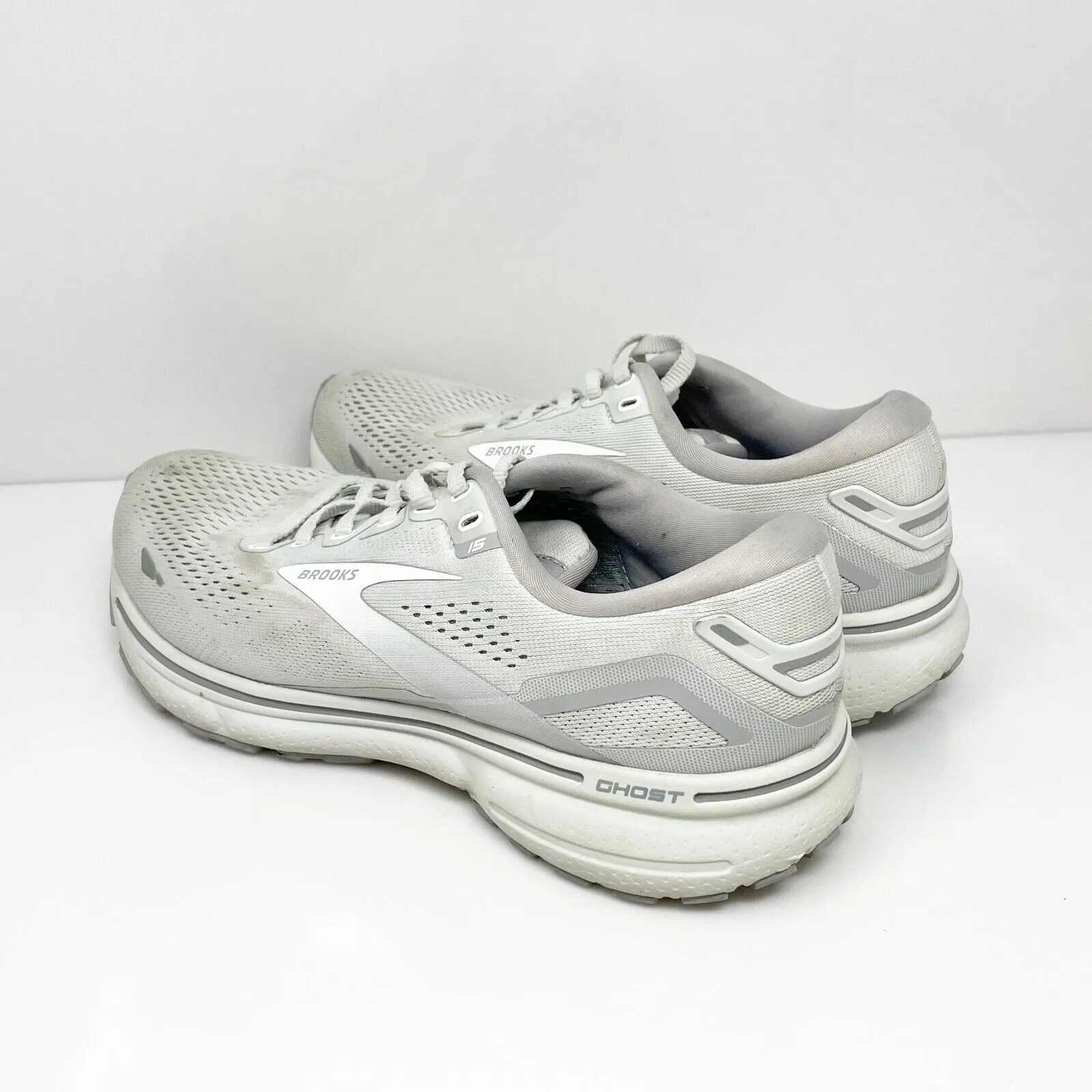 Brooks Womens Ghost 15 1203801B112 Gray Running Shoes Sneakers Size 8.5 B