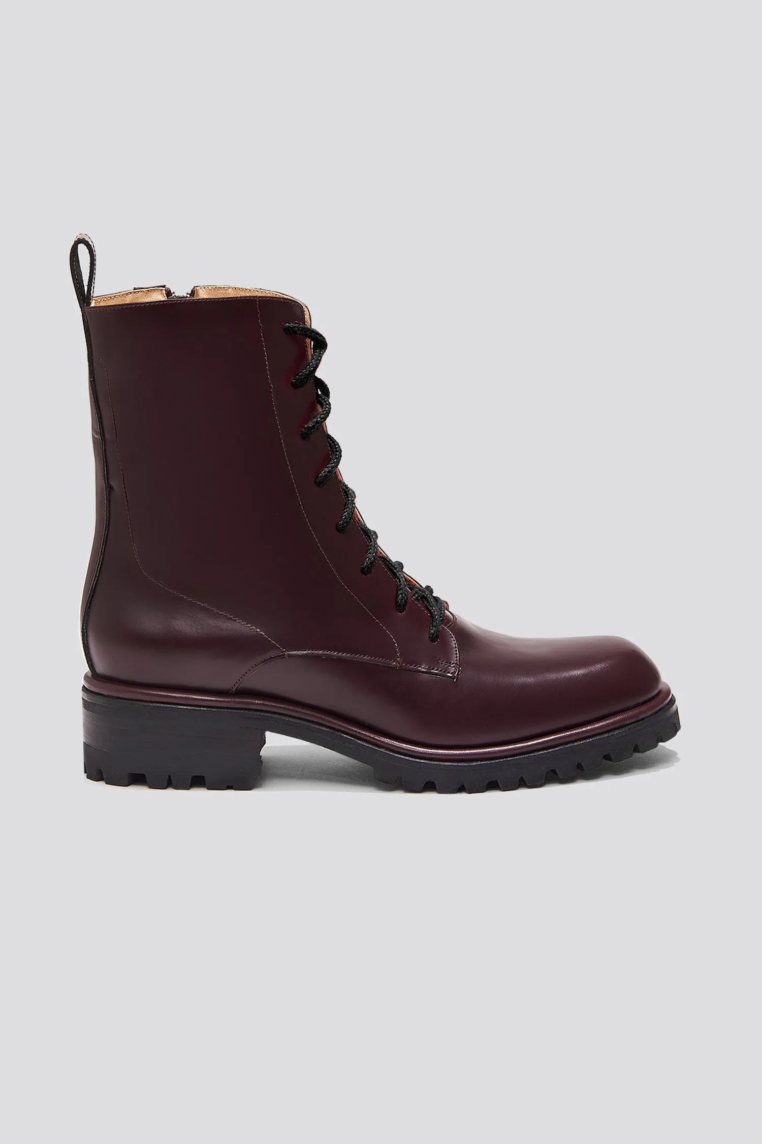 Low Roma Lace Up Boot in Tannat