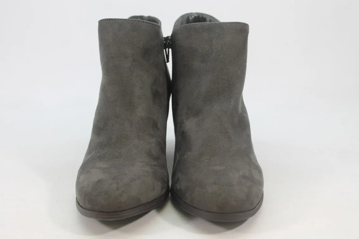 Style & Co. Masrinaa Women's Grey Boots 8.5M(ZAP11674)