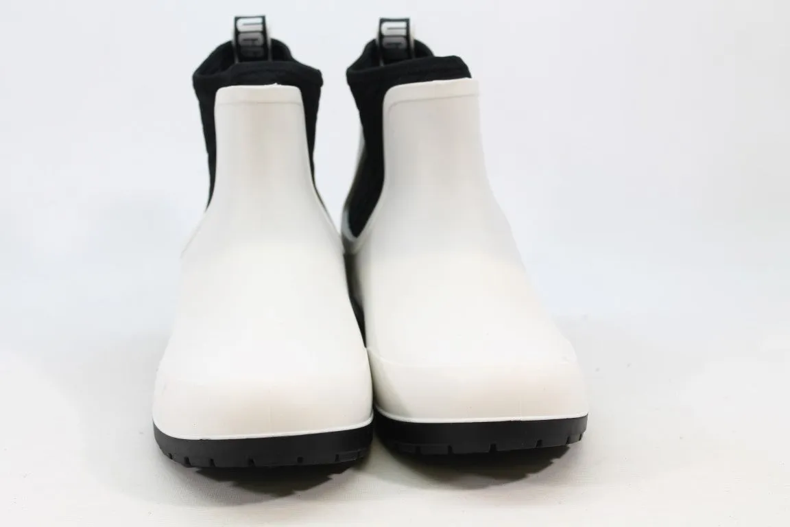 UGG Chevonne Women's White/Black Boots 7M(ZAP14431)