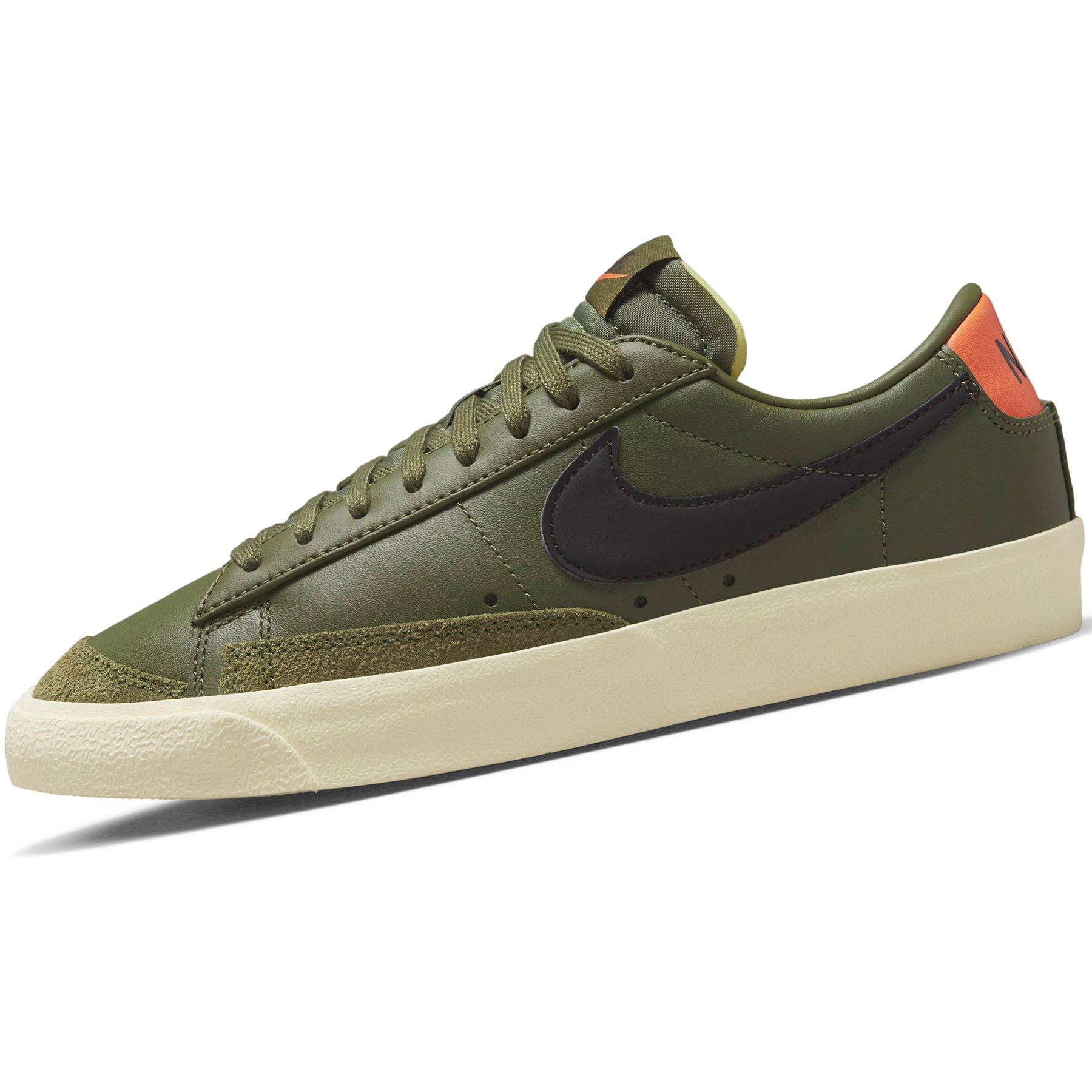 Zapatillas Nike Mujer Urbanas Blazer Low '77 | DC4769-201